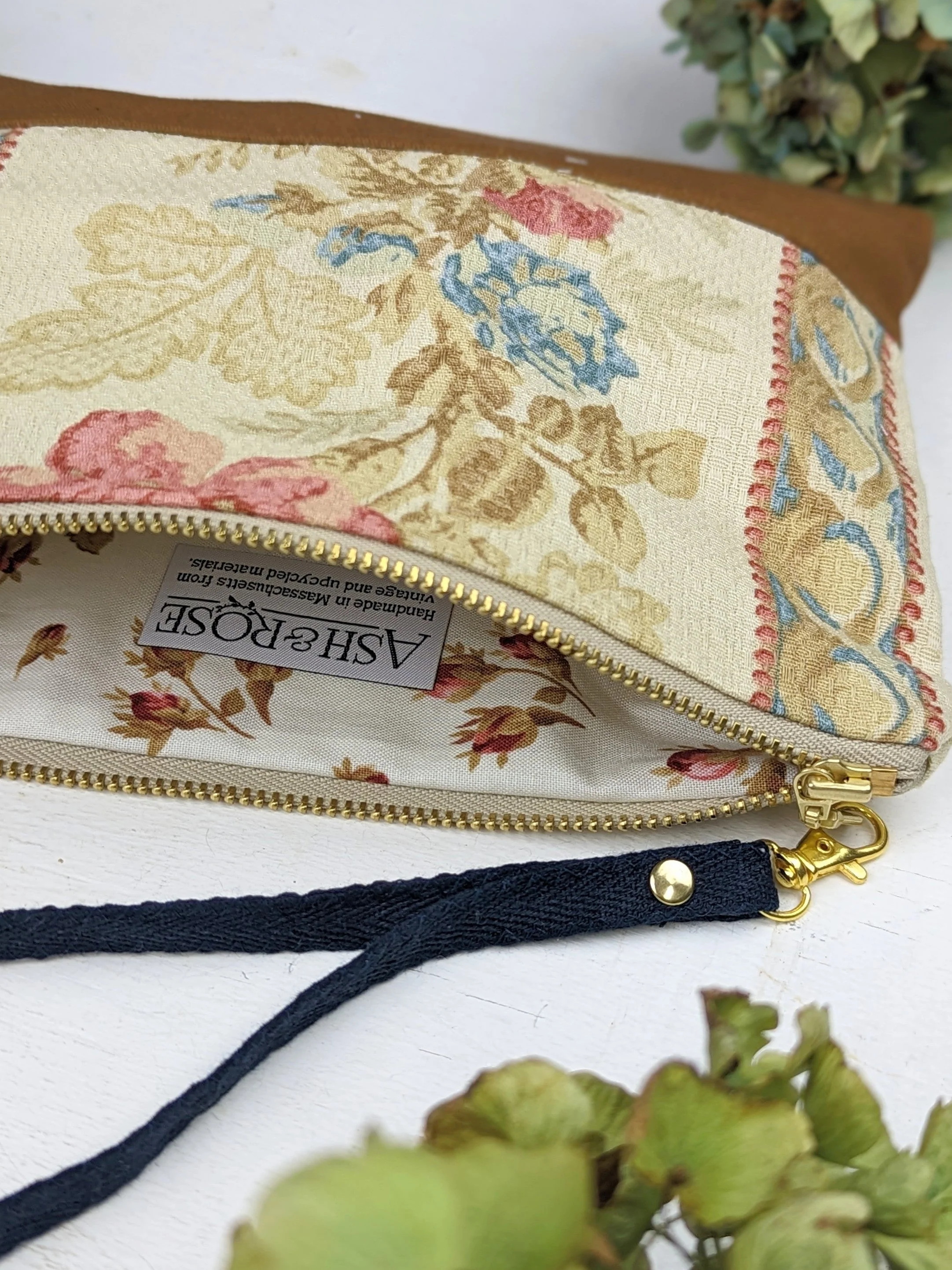 Antique Roses Purse by Ash & Rose - Image 9