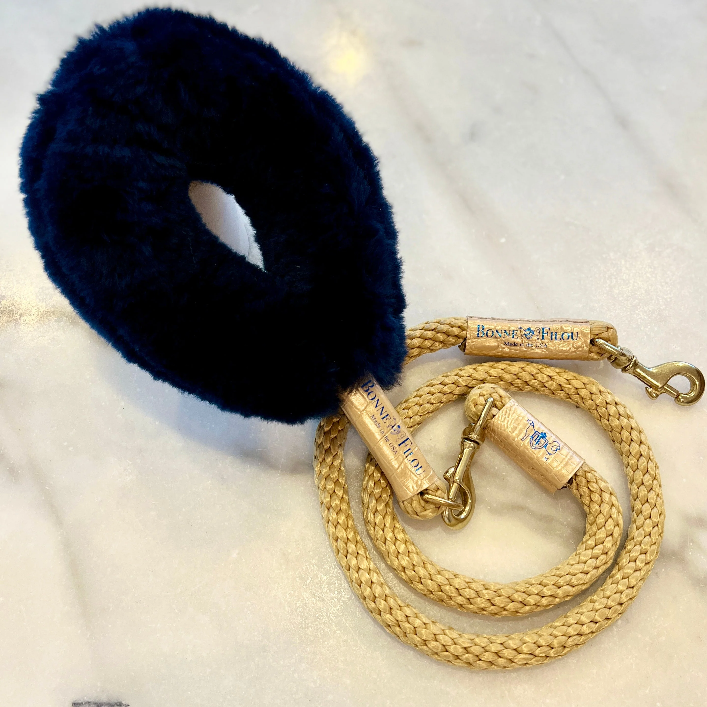 Bundle Shearling Fur Grip + Rope Leash for Dogs - Image 5
