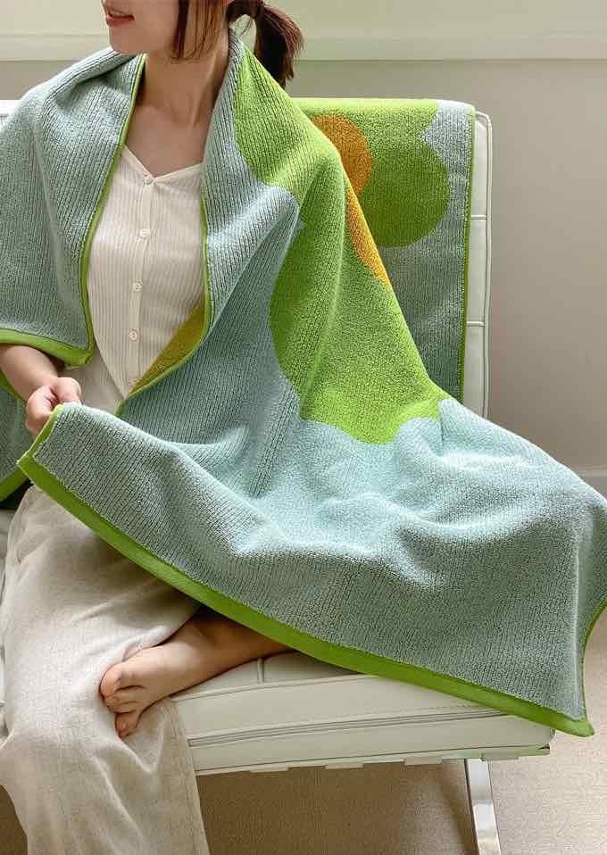 Cute Whimsical Sunflower Bath Towel - Ultra Soft & Absorbent Staple Cotton - Image 10