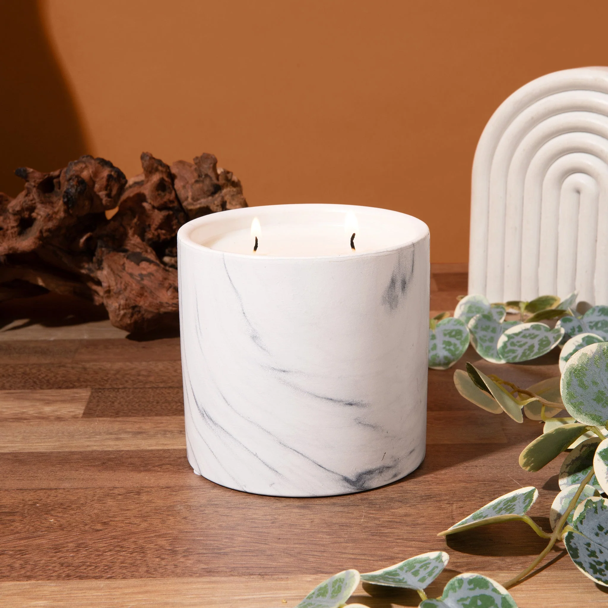 Dapper Stranger White Marble Candle 17oz - Image 4