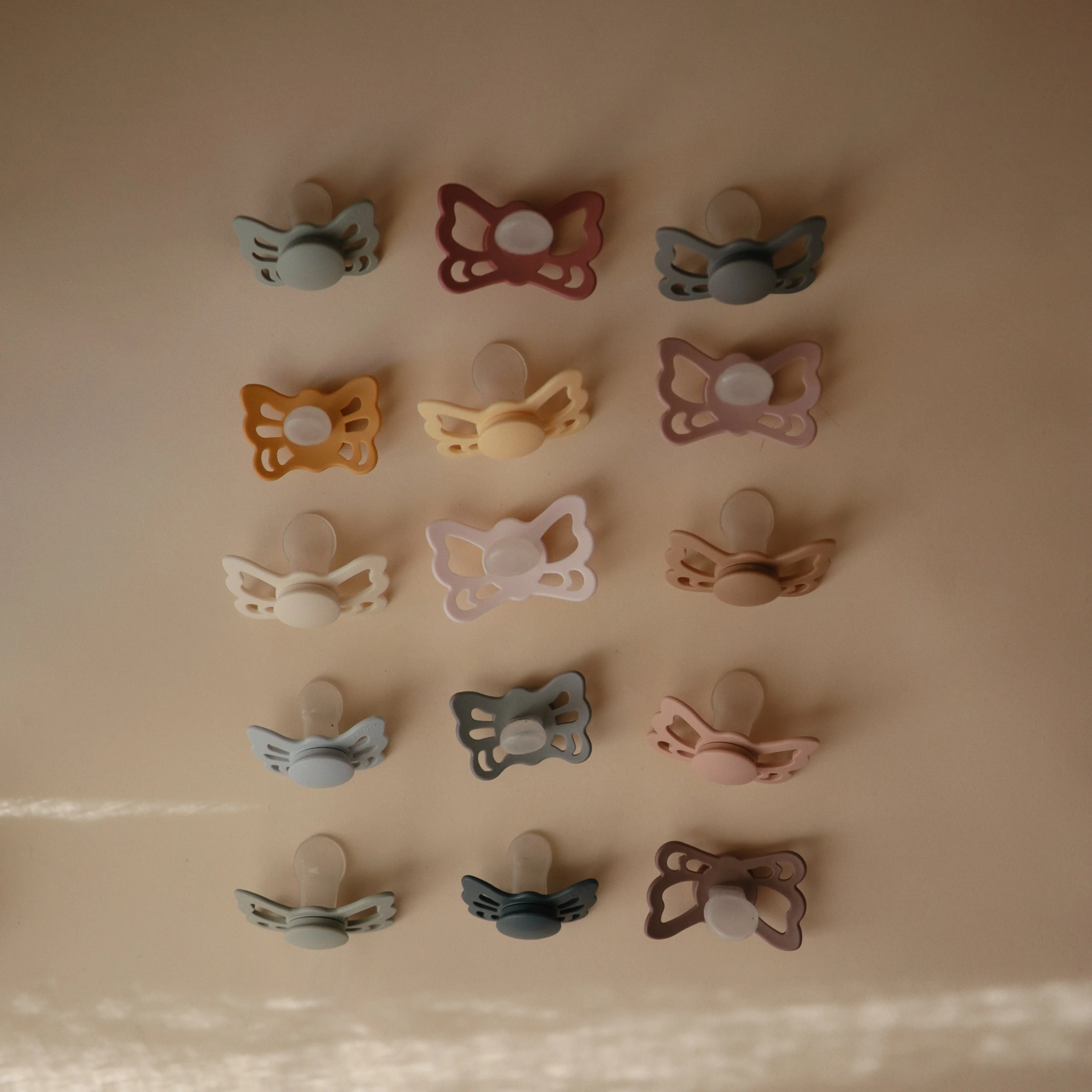 FRIGG Butterfly Anatomical Silicone Pacifier 2-Pack (0-6 Months) - Image 46