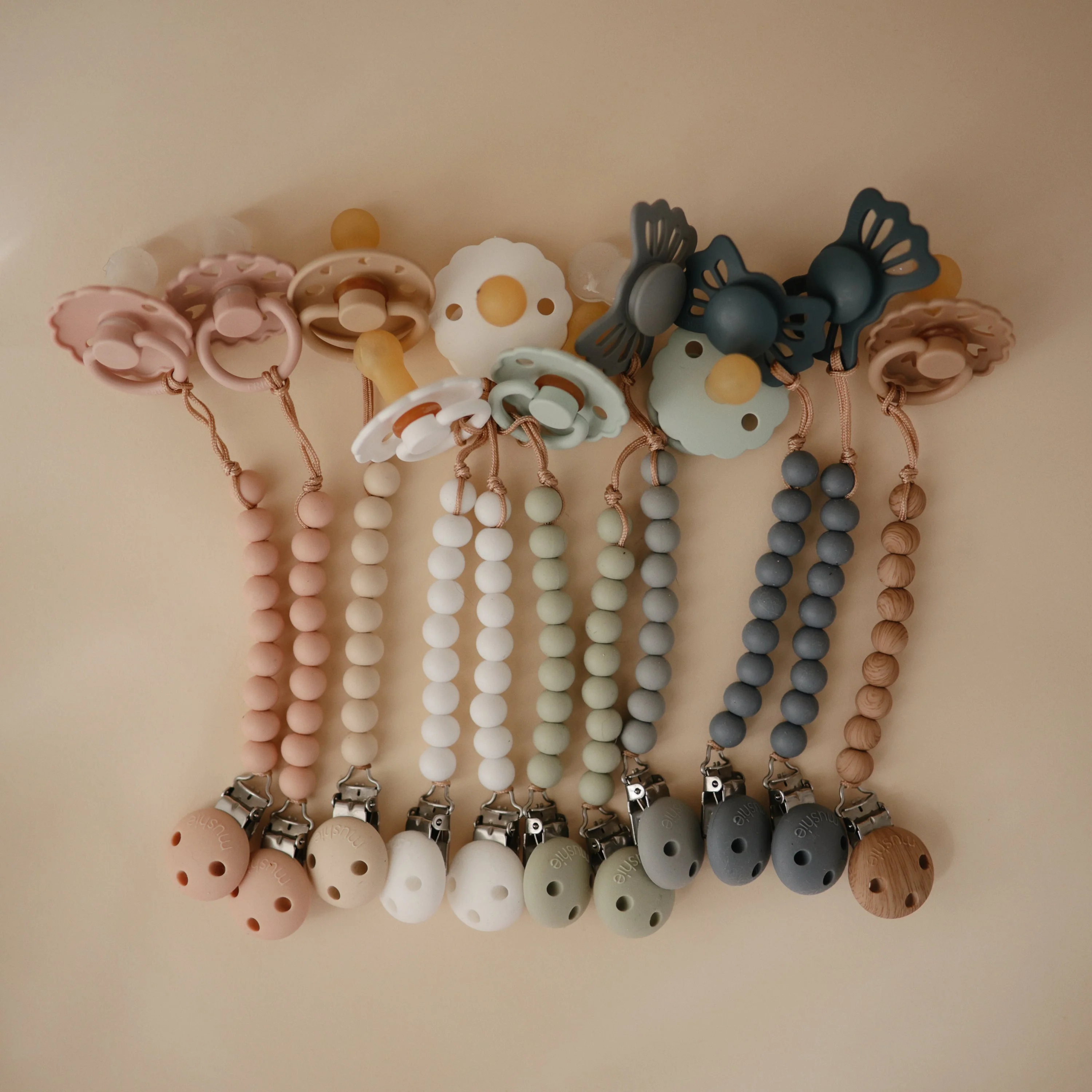 FRIGG Lucky Symmetrical Silicone Pacifier 2-Pack (0-6 Months) - Image 49