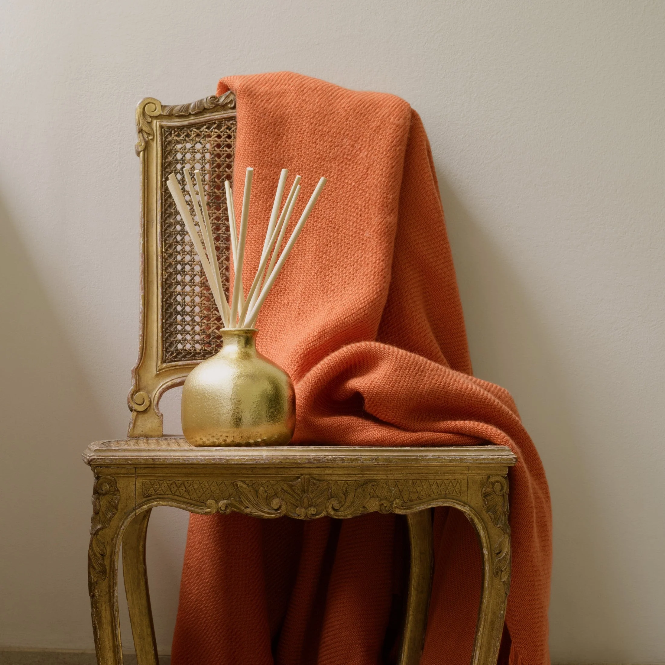 Gold Large Refillable Diffuser - Cheer - Pomegranate & Clove - Image 6