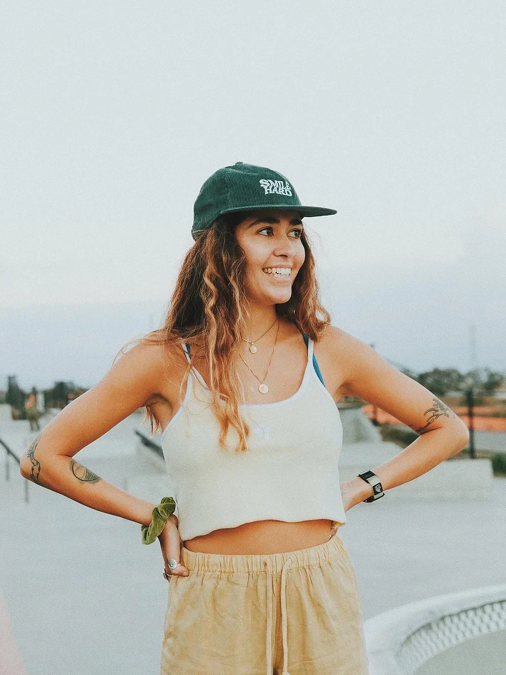 GREEN SMILE HARD HAT - Image 2