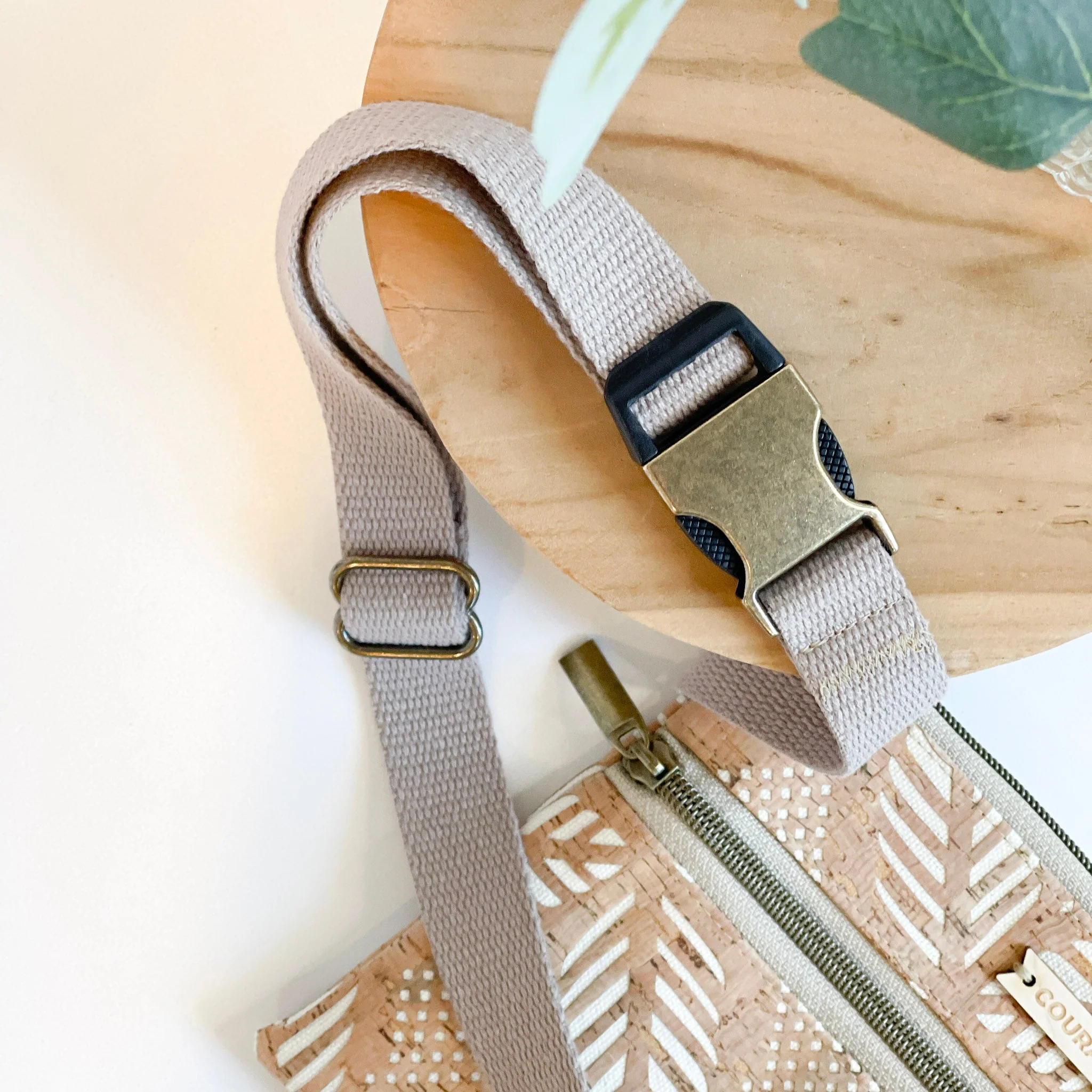 GUARDIAN belt bag | CREAM - Image 4