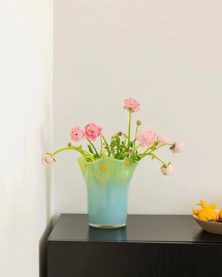 Handblown Wavy Whimsical Glass Vase - Eclectic Table Setting Centrepieces - Image 4