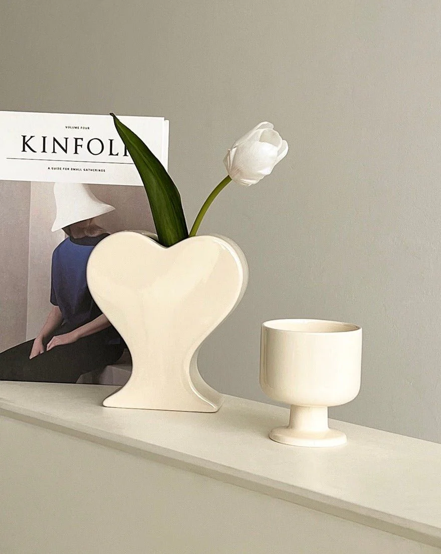 Handmade Ceramic Whimsical Eclectic Retro Heart-Shaped Flower Vase - Decorative Pottery Vase - Image 9