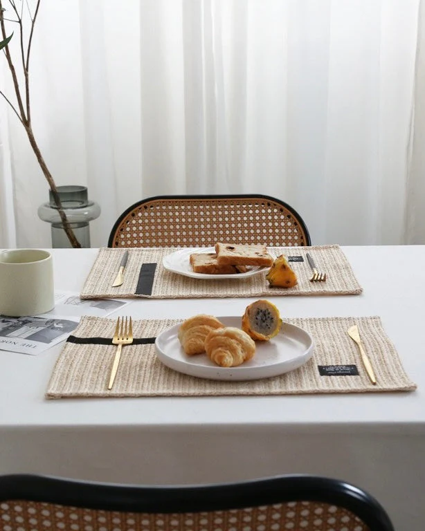 Handmade Retro Nordic Woven Reed Placemat for Elegant Table Setting - Image 7