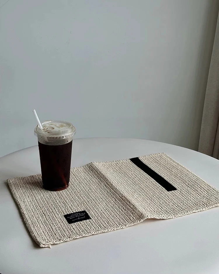 Handmade Retro Nordic Woven Reed Placemat for Elegant Table Setting - Image 9