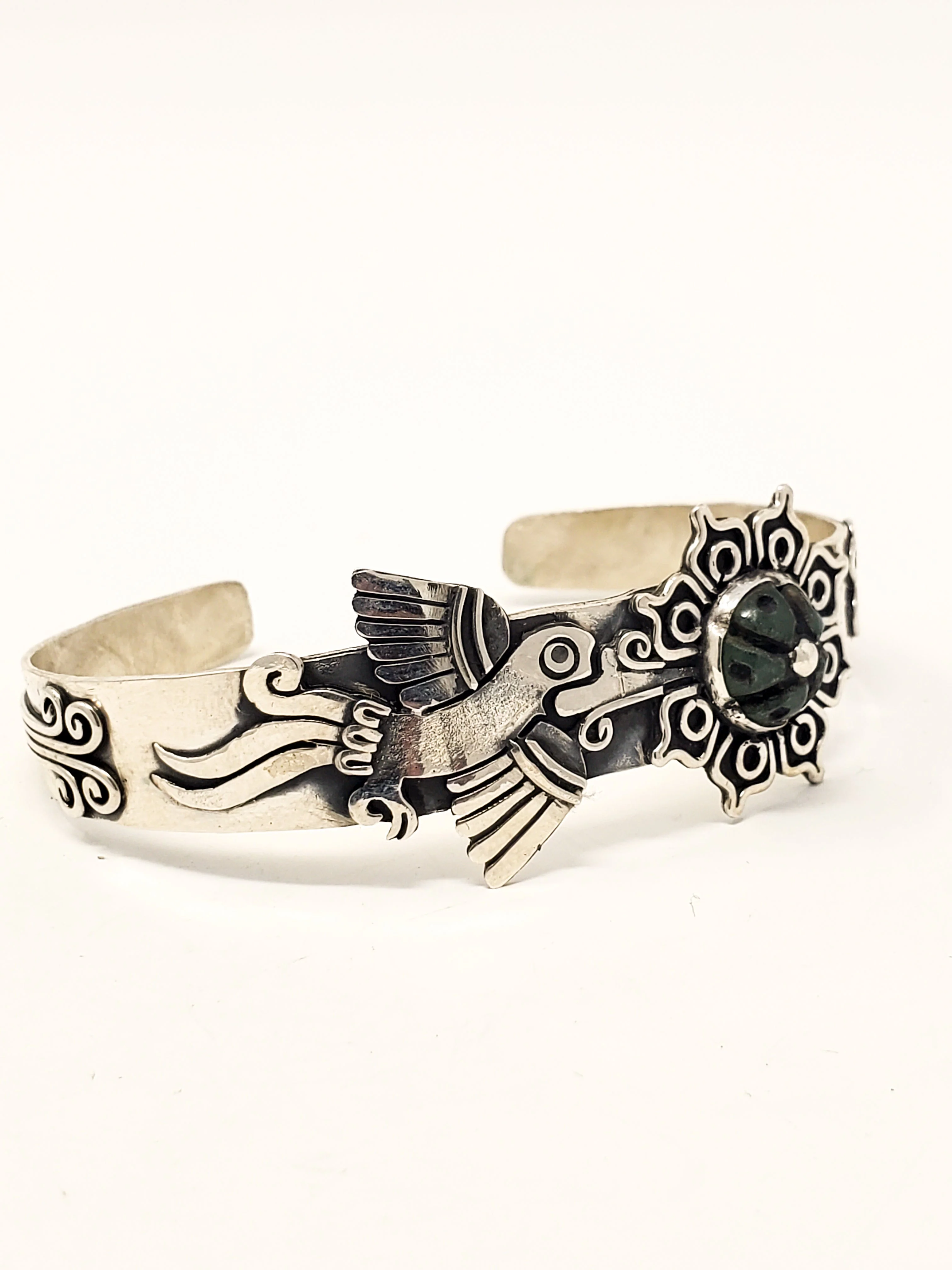 Hummingbird Peyote Silver Bracelet - Image 8