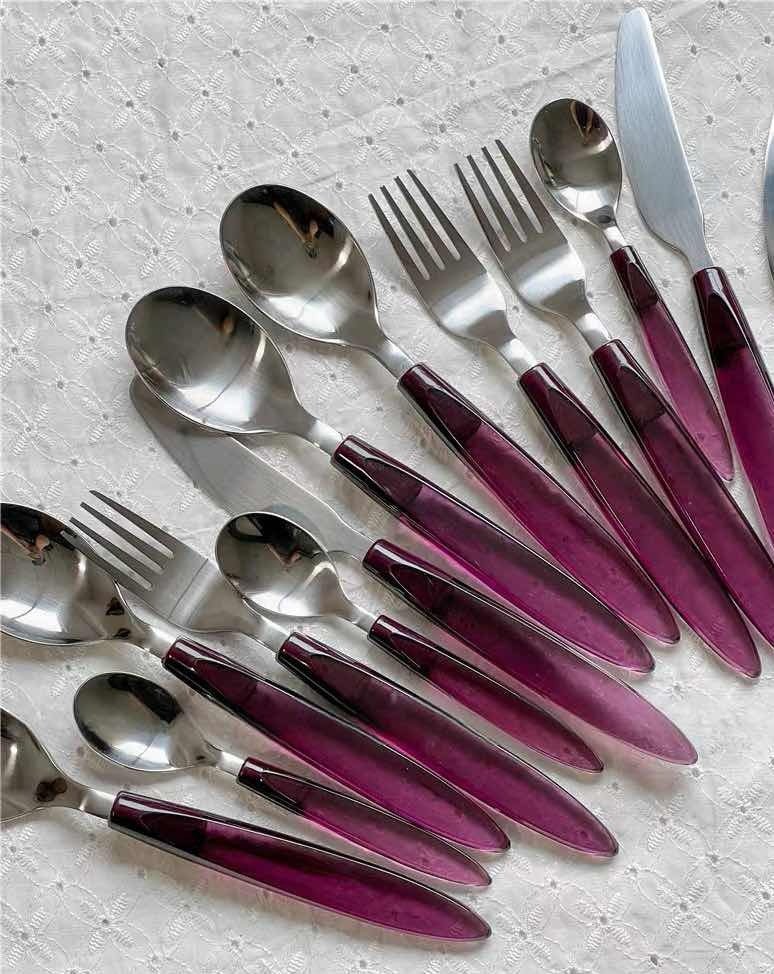 Meteor Flatware Set of 16 Pcs ( $3.5 Each ) - Sleek Modern Cutlery Silverware Set - Image 7