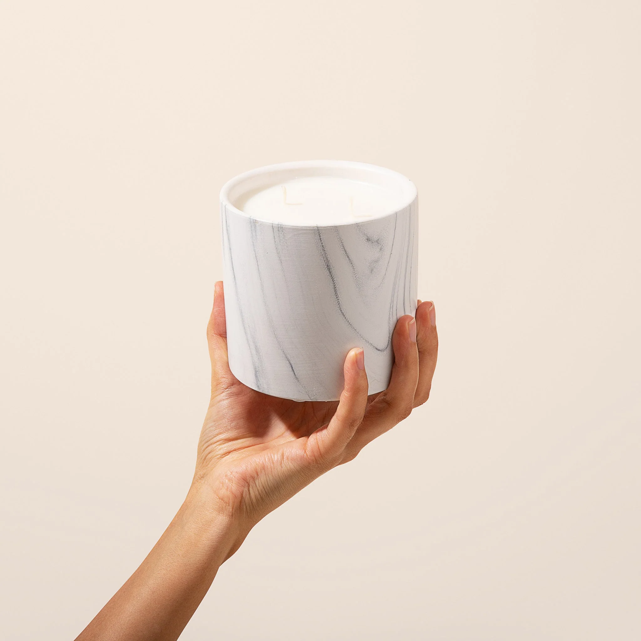 Midnight Soleil White Marble Candle 17oz - Image 5