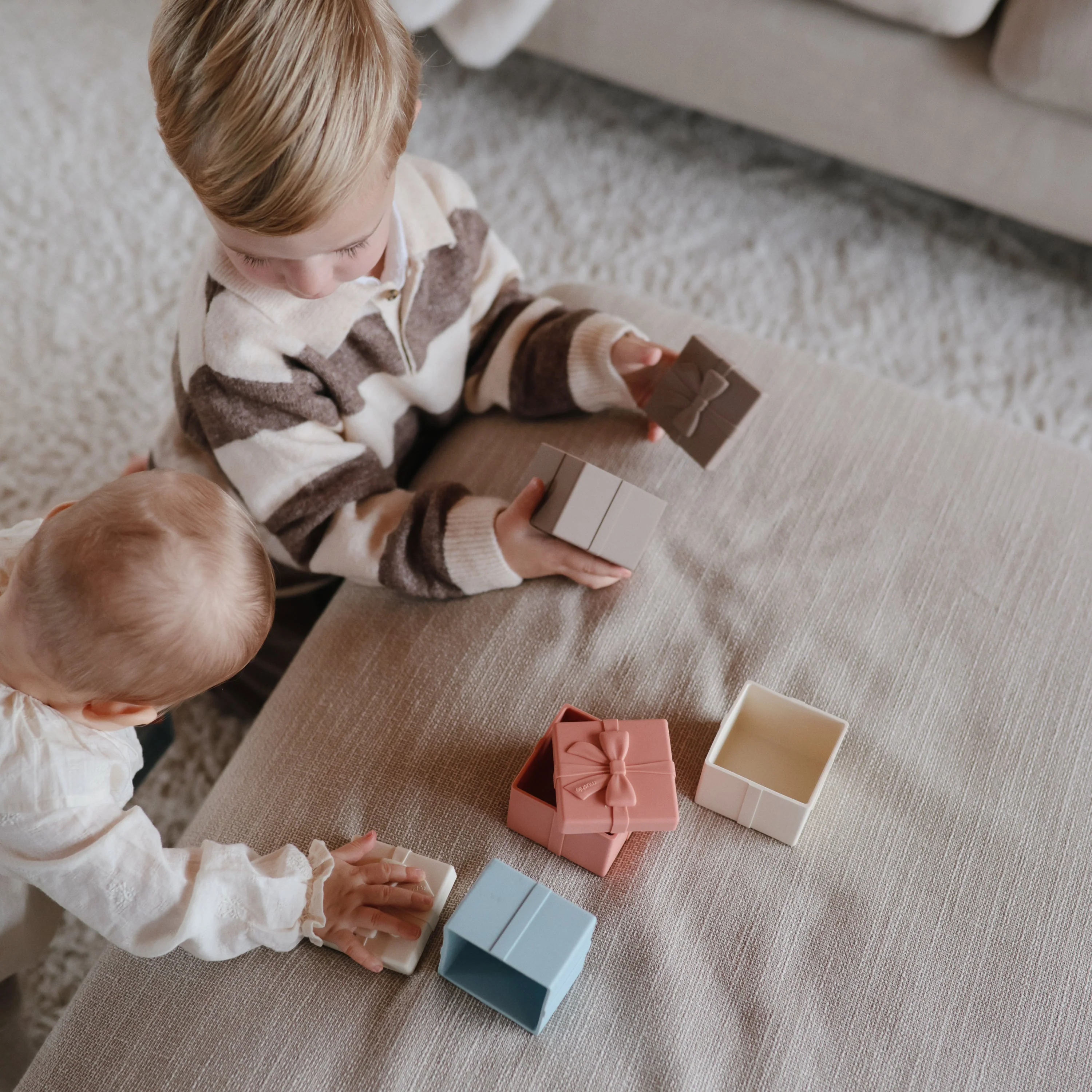 Mix and Match Present Toy - Image 3