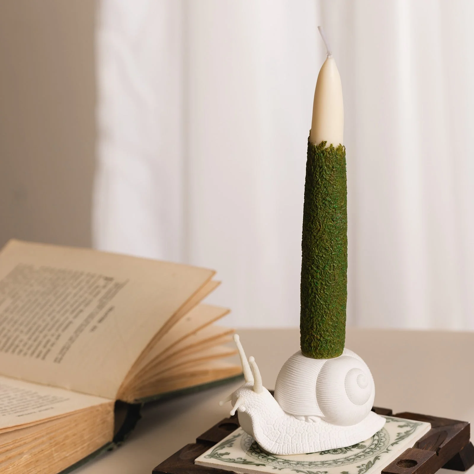 Moss Taper Scented Candle & Snail Candle Holder Set for Home Decoration Crafts Arts - Image 11