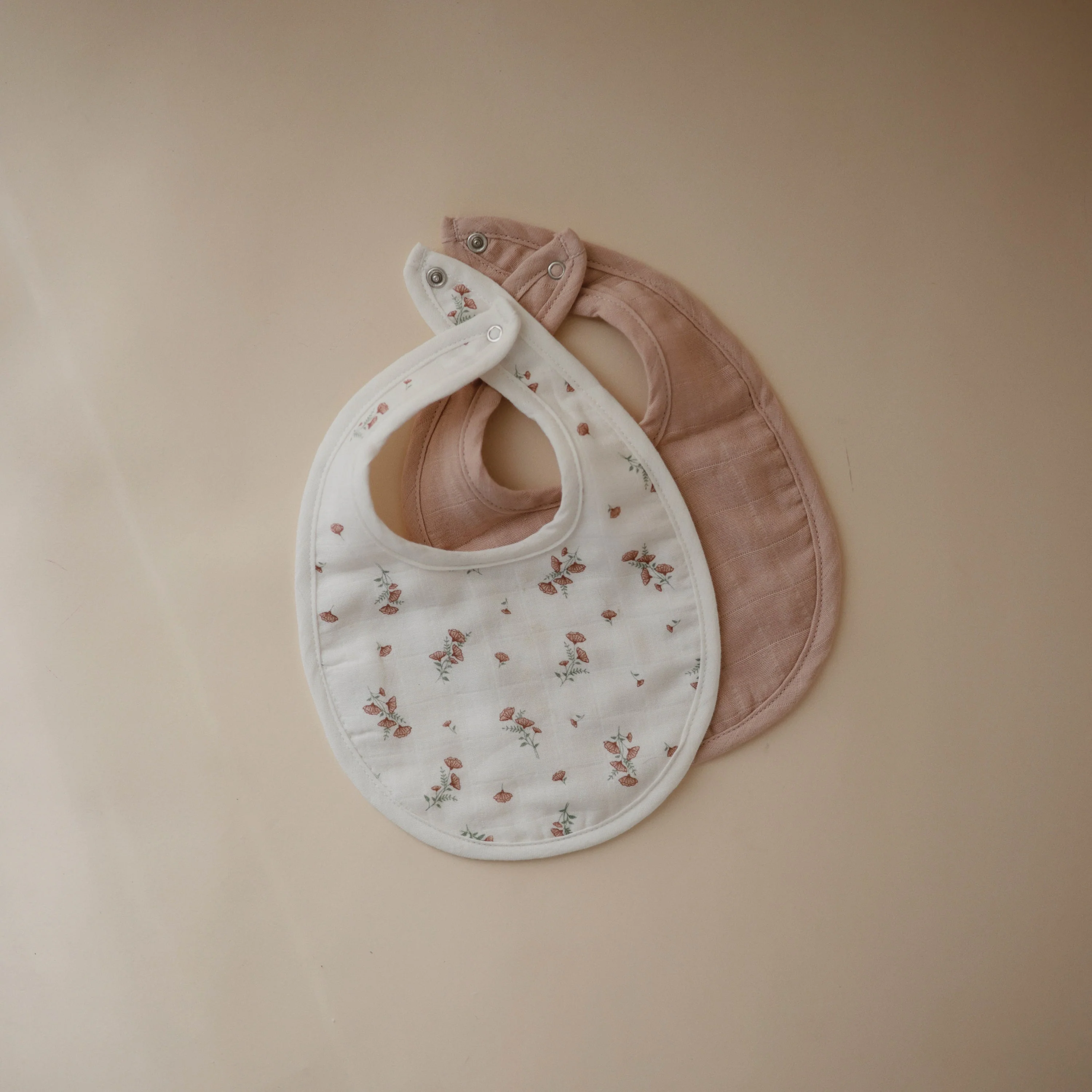Muslin Bib 2-Pack - Image 7