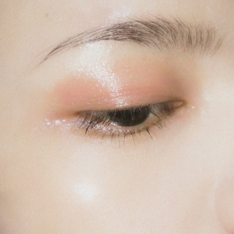 No. 8 REAWAKEN - 24k Gold Illuminating Eye Elixir - Image 5