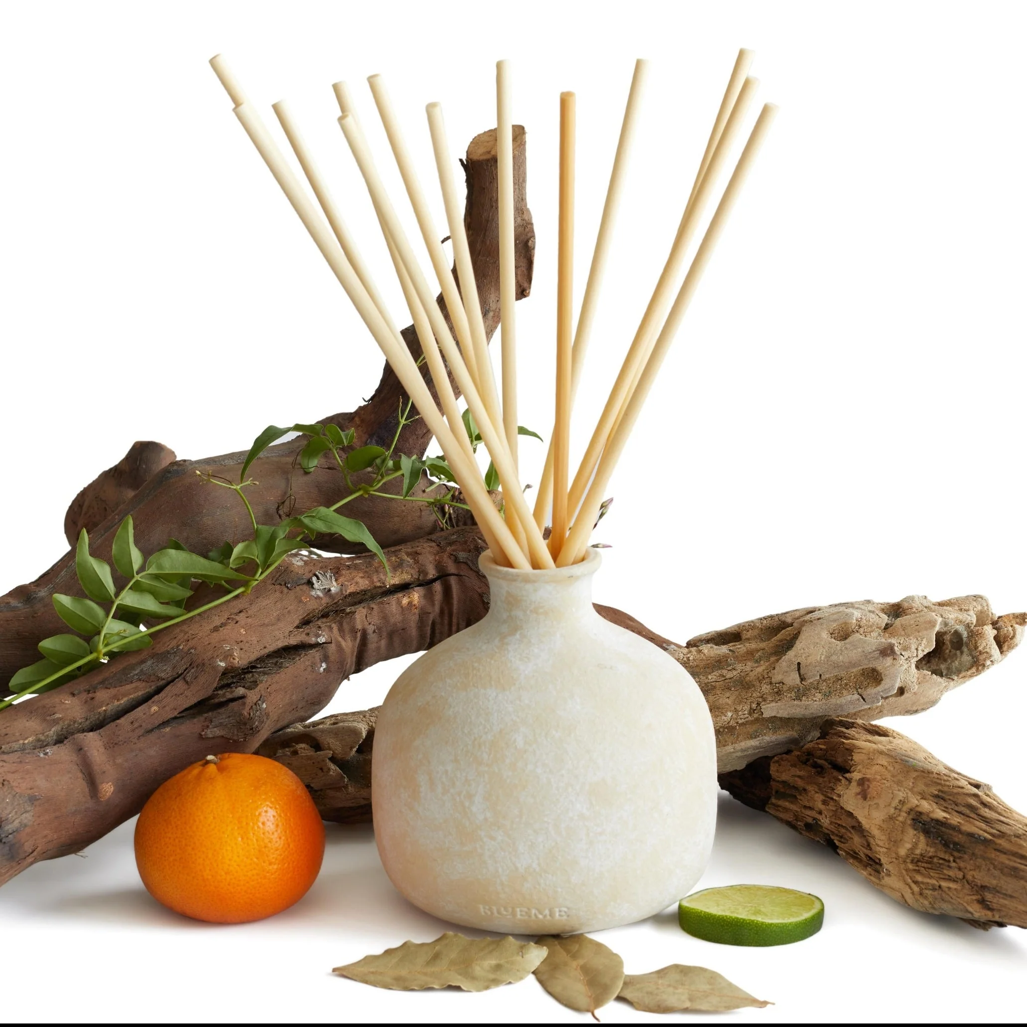 Nostalgia - Ceramic Refillable Diffuser - Bergamot & Musk - Image 6
