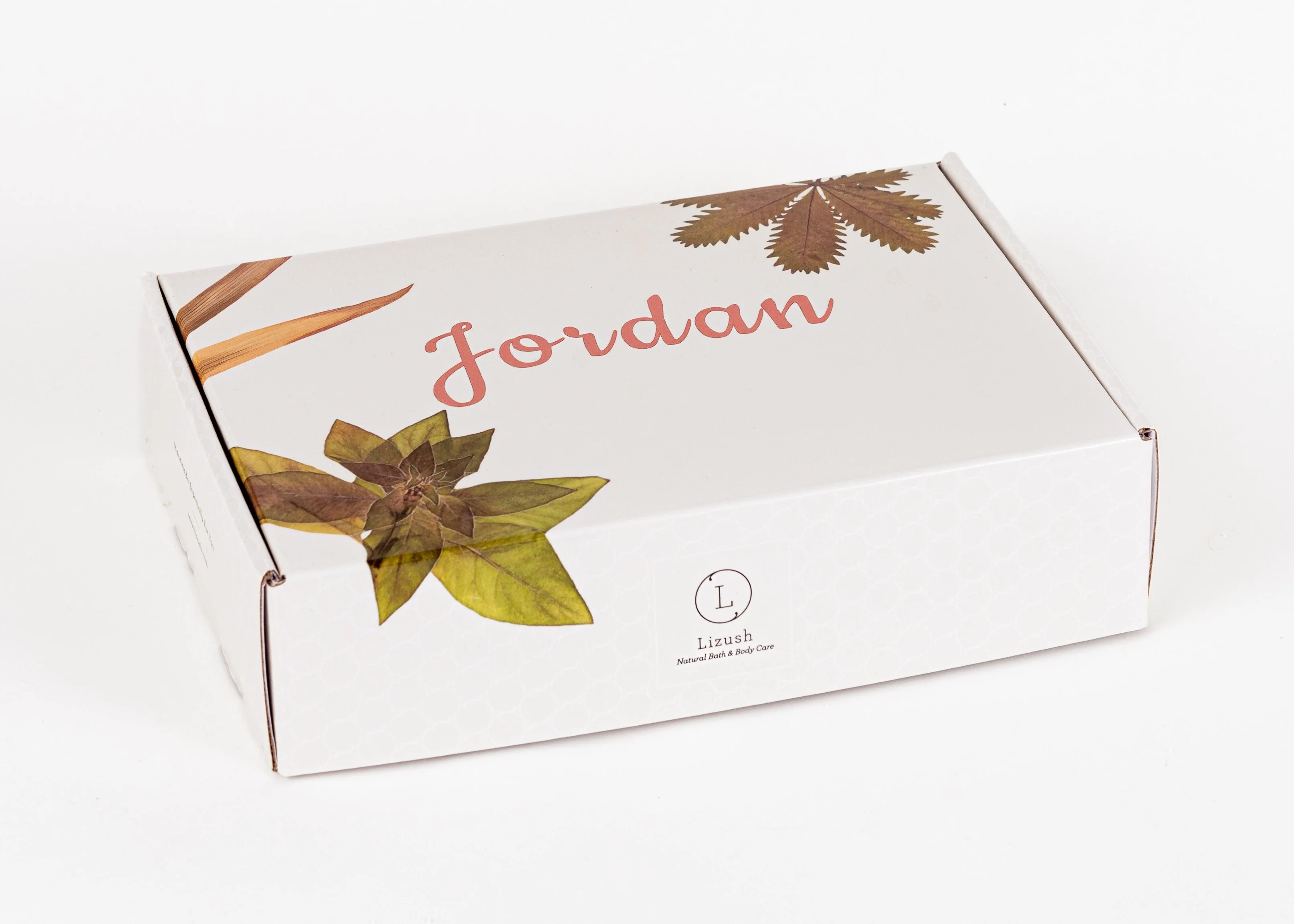 One year SUBSCRIPTION BOXES for MEN (Will be shipped every 3 months) - Image 3