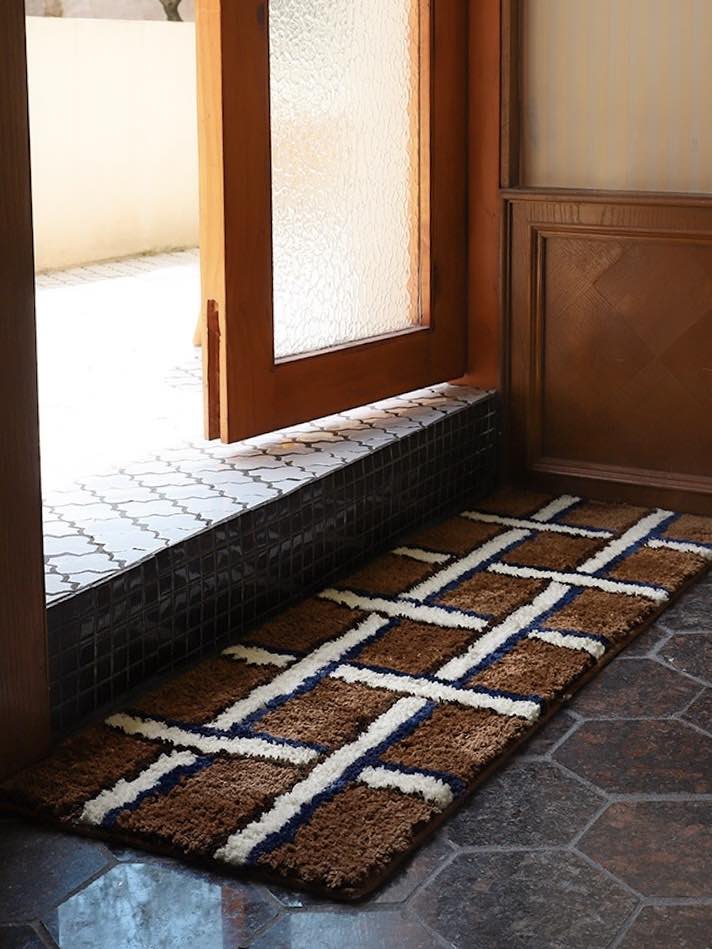 Retro Contrast Checker Bedside Tufting Runner Rug - Image 2