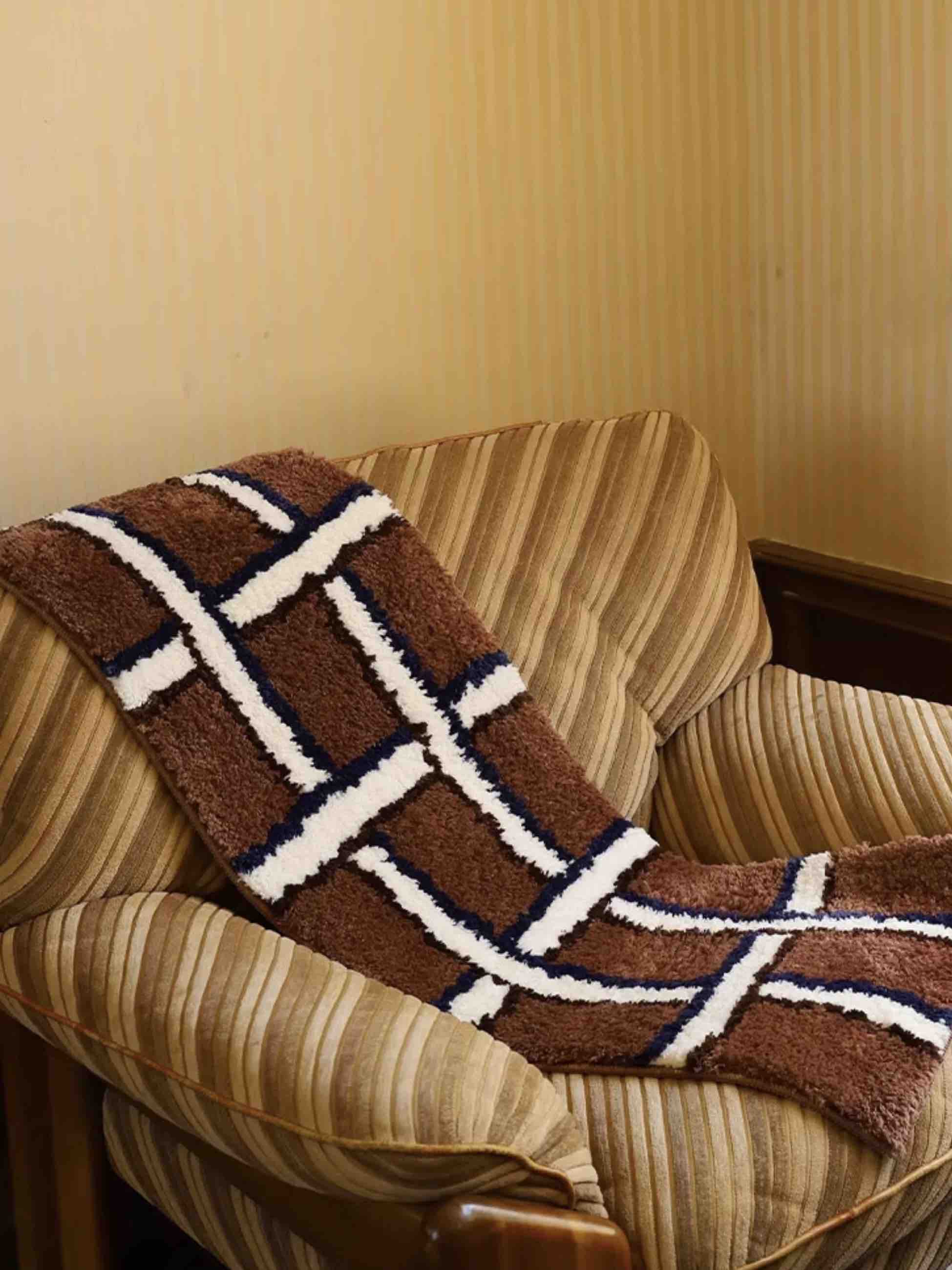 Retro Contrast Checker Bedside Tufting Runner Rug - Image 8