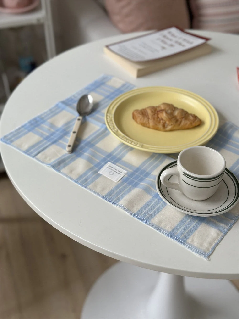 Retro Pastel Blue Checker Placemat for Dopamine Table Setting - Image 4