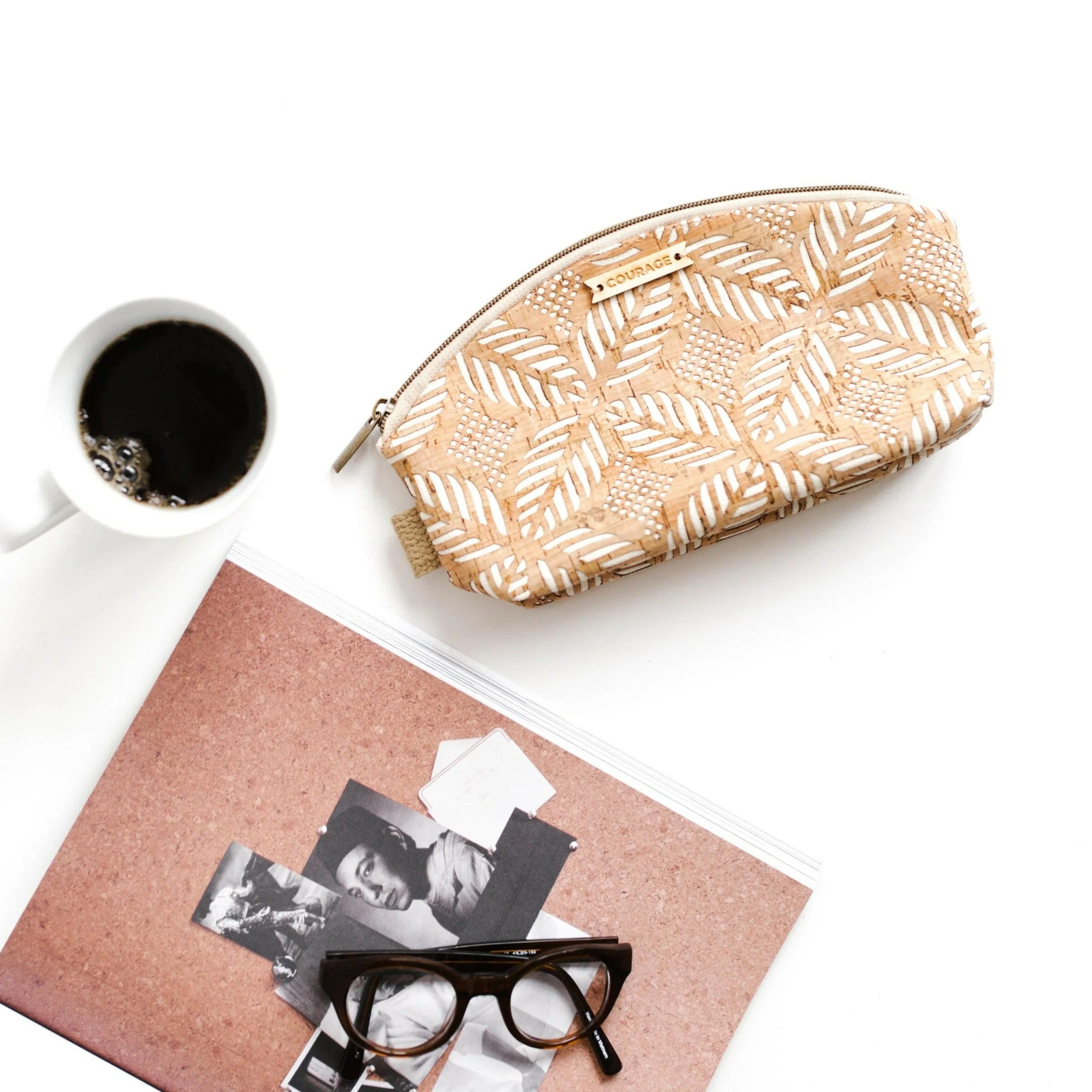 RULE BREAKER zippered pouch | CREAM - Image 3