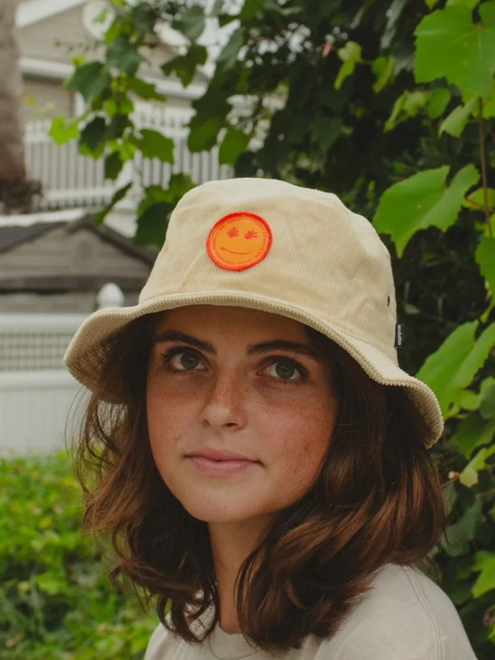 SAND CORDUROY BUCKET HAT - Image 2