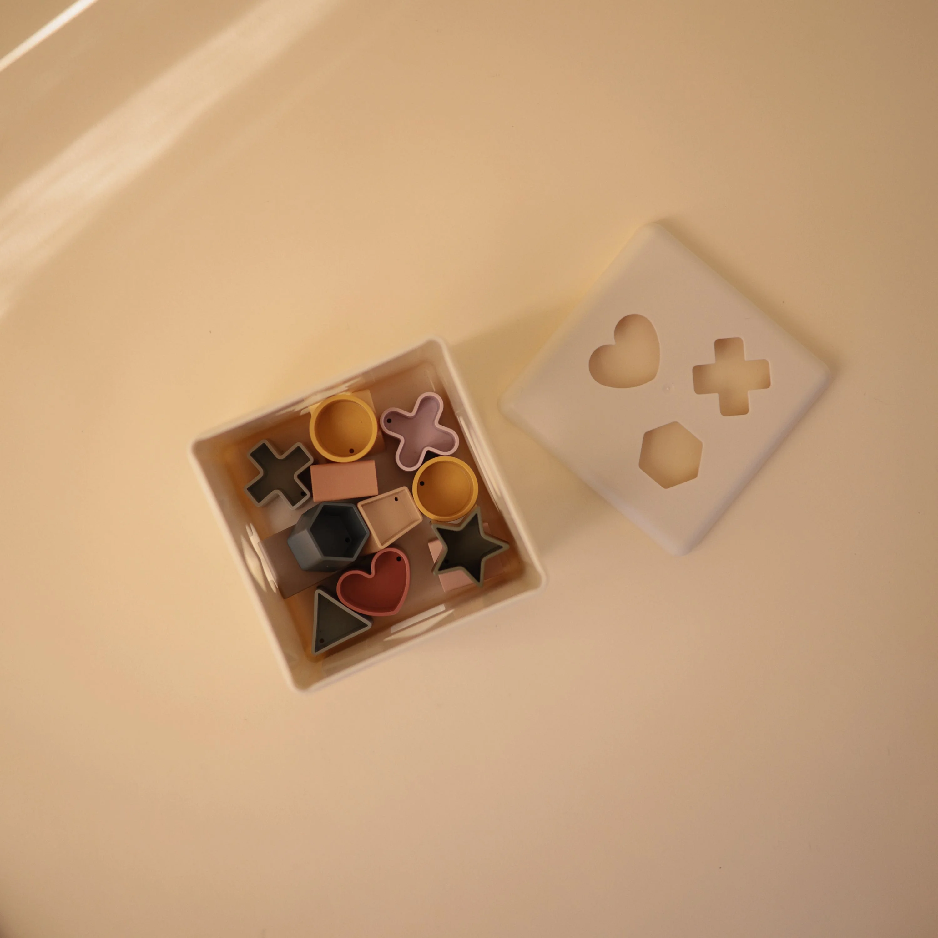 Shape Sorting Box - Image 2