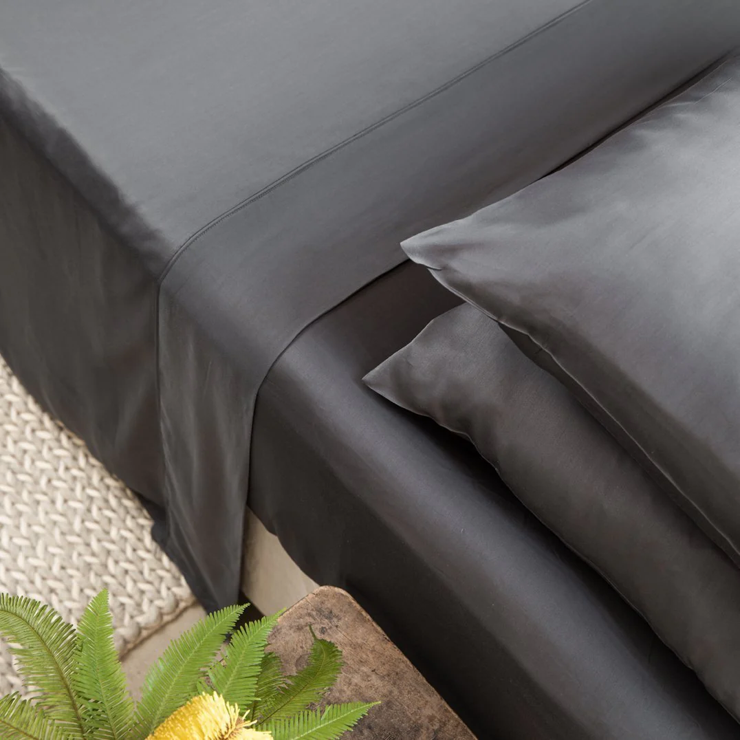 Signature Sateen Fitted Sheet - Image 22