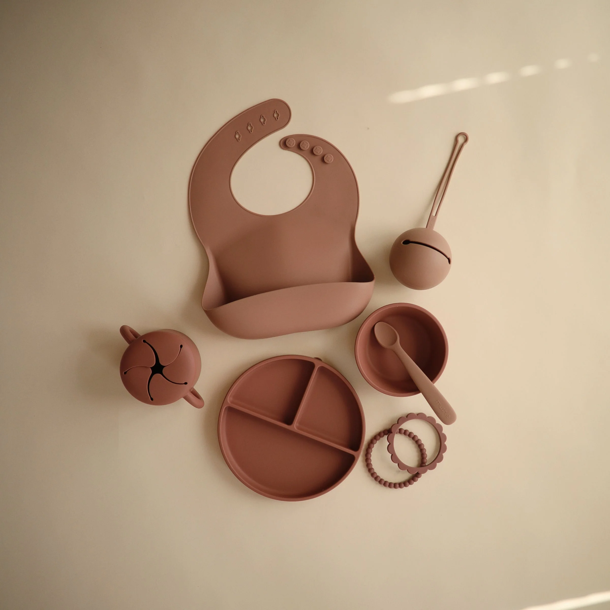 Silicone Suction Plate - Image 36
