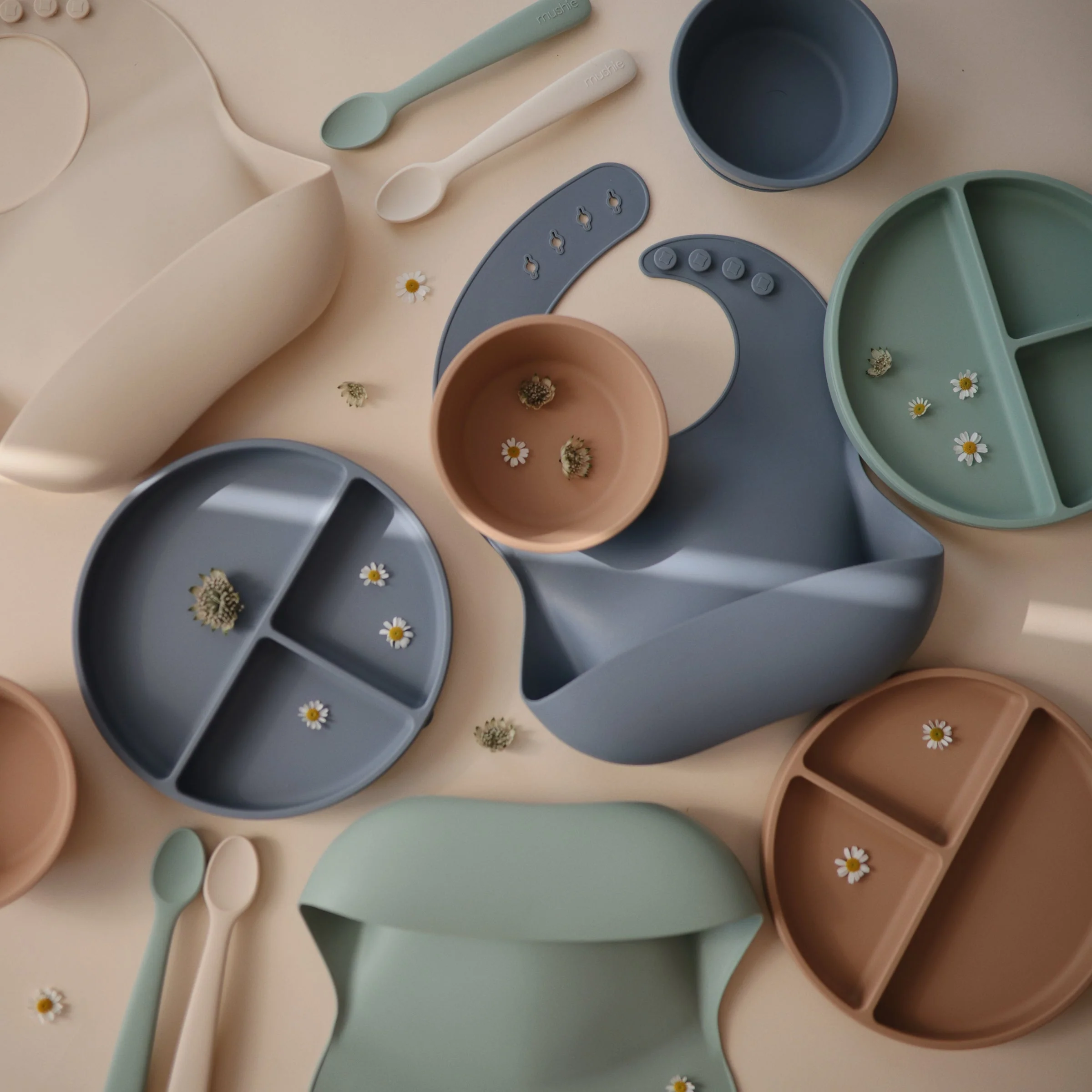 Silicone Suction Plate - Image 96