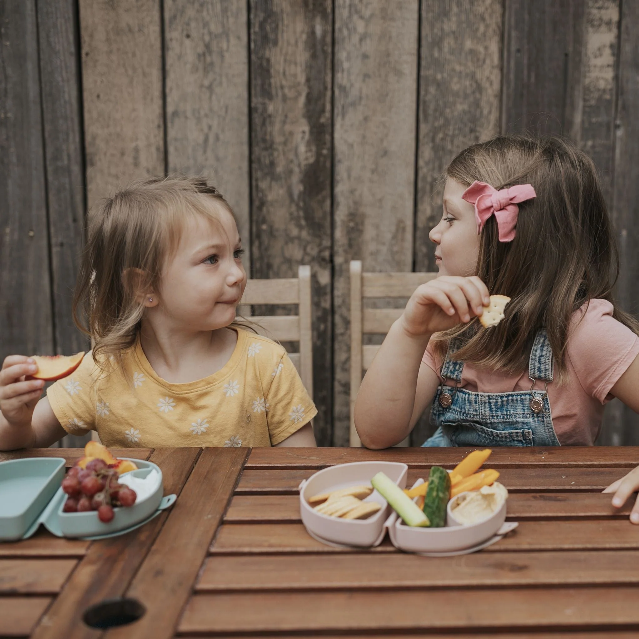 Silifold: Compact Children's Portable Plate - Pink Salt by Miniware - Image 4