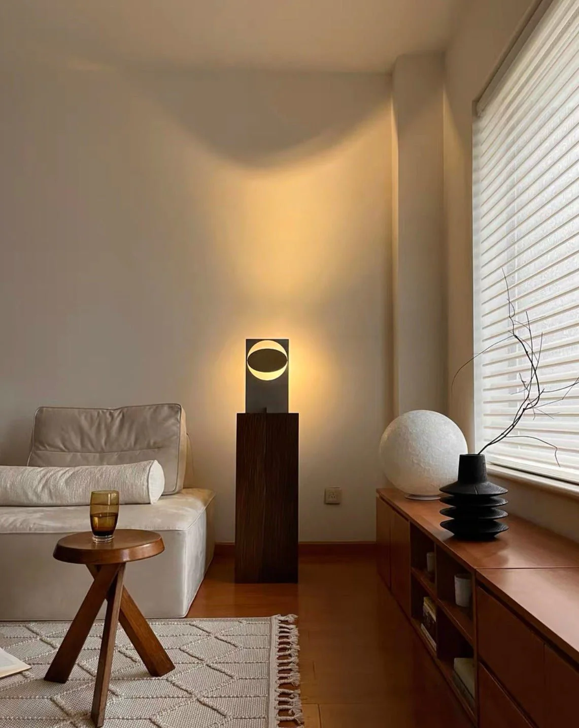 Sunset Table Lamp - Modern Metal Desk Lamp for Living Room & Bedroom - Image 2