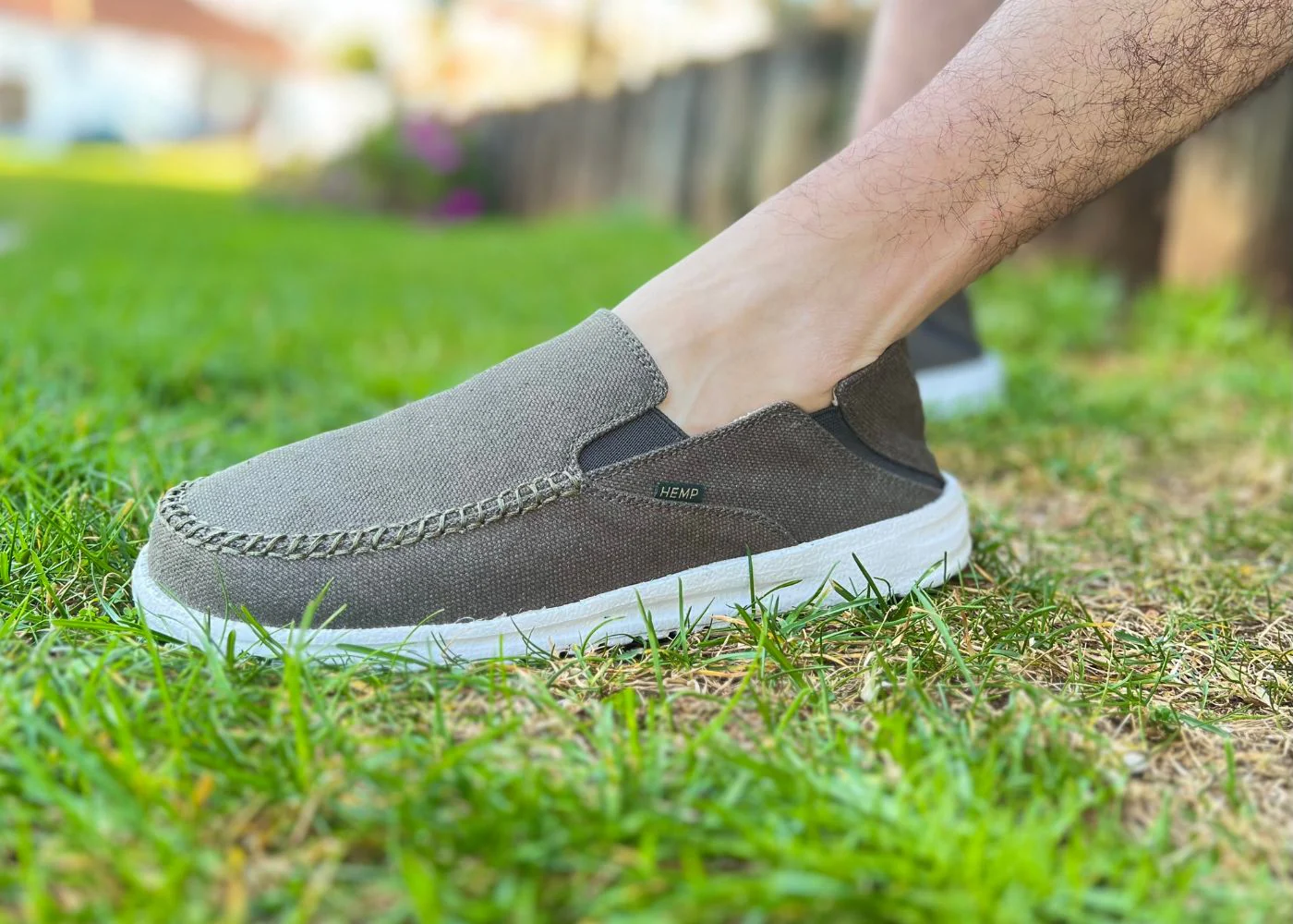 SunSlide Hemp Slip-on for Women in Dark Green - Image 5